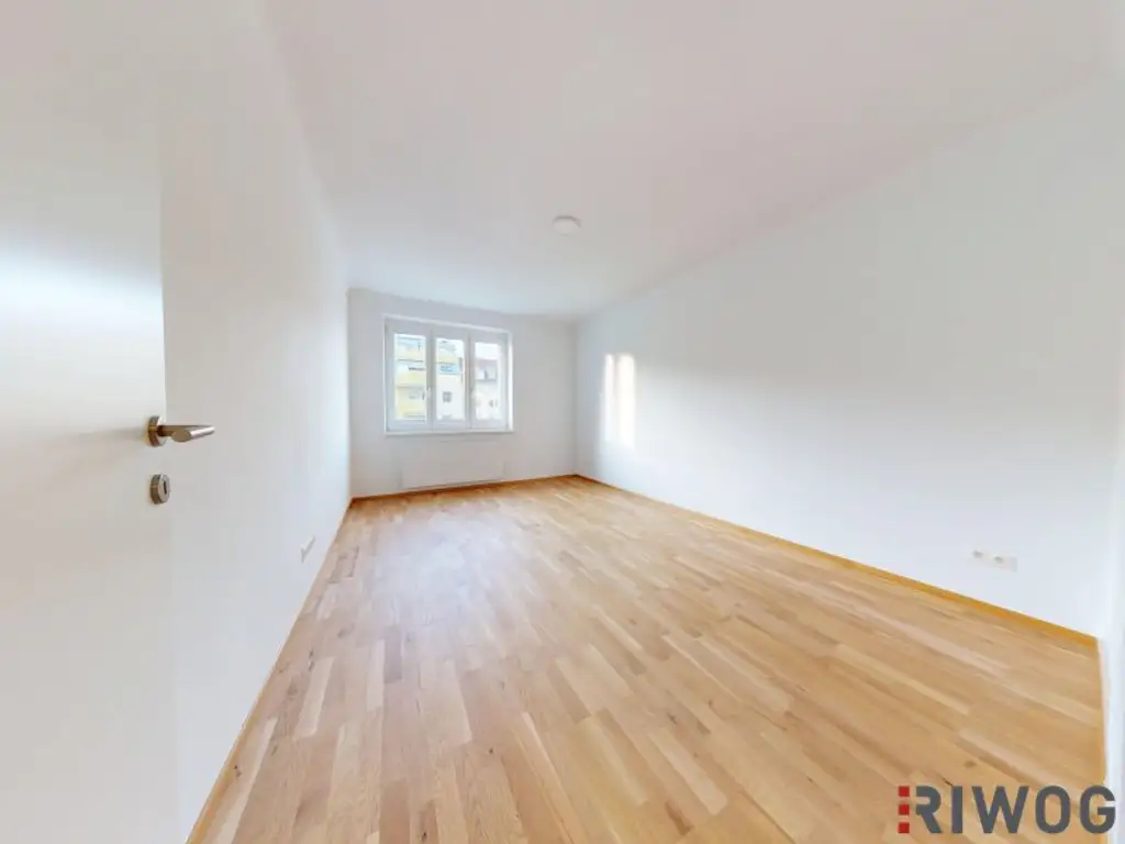 ERSTBEZUG nach Sanierung I Komfortable 3 Zimmer Wohnung I Inkl. Tischler-Küche mit Siemens Geräten