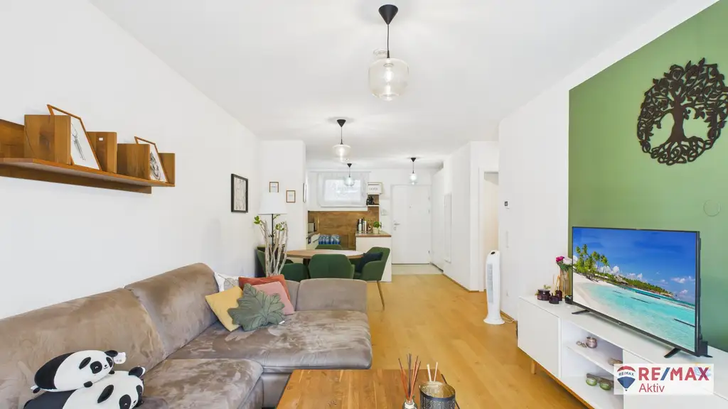 Traumhafte Wohnung mit Balkon & Garagenplatz - einziehen und wohlfühlen