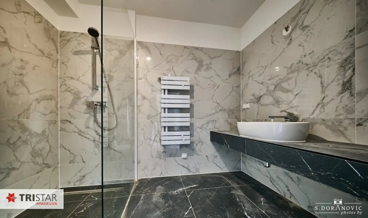 • NEU! • ERSTBEZUG • 4 EXKLUSIVE DACHGESCHOSSWOHNUNGEN • EIGENTUM • 1180 WIEN •