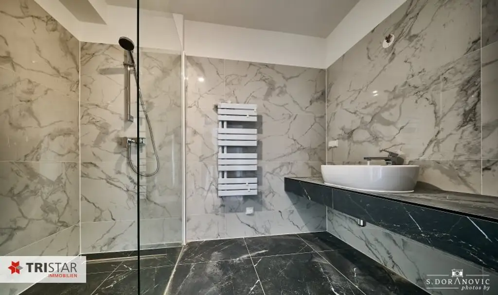 • NEU! • ERSTBEZUG • 4 EXKLUSIVE DACHGESCHOSSWOHNUNGEN • EIGENTUM • 1180 WIEN •