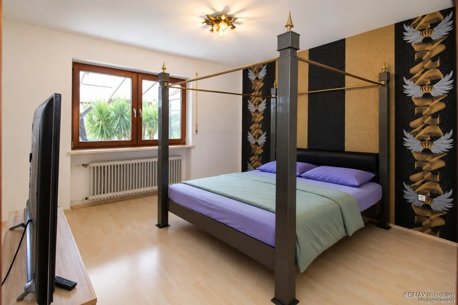 Schlafzimmer EG