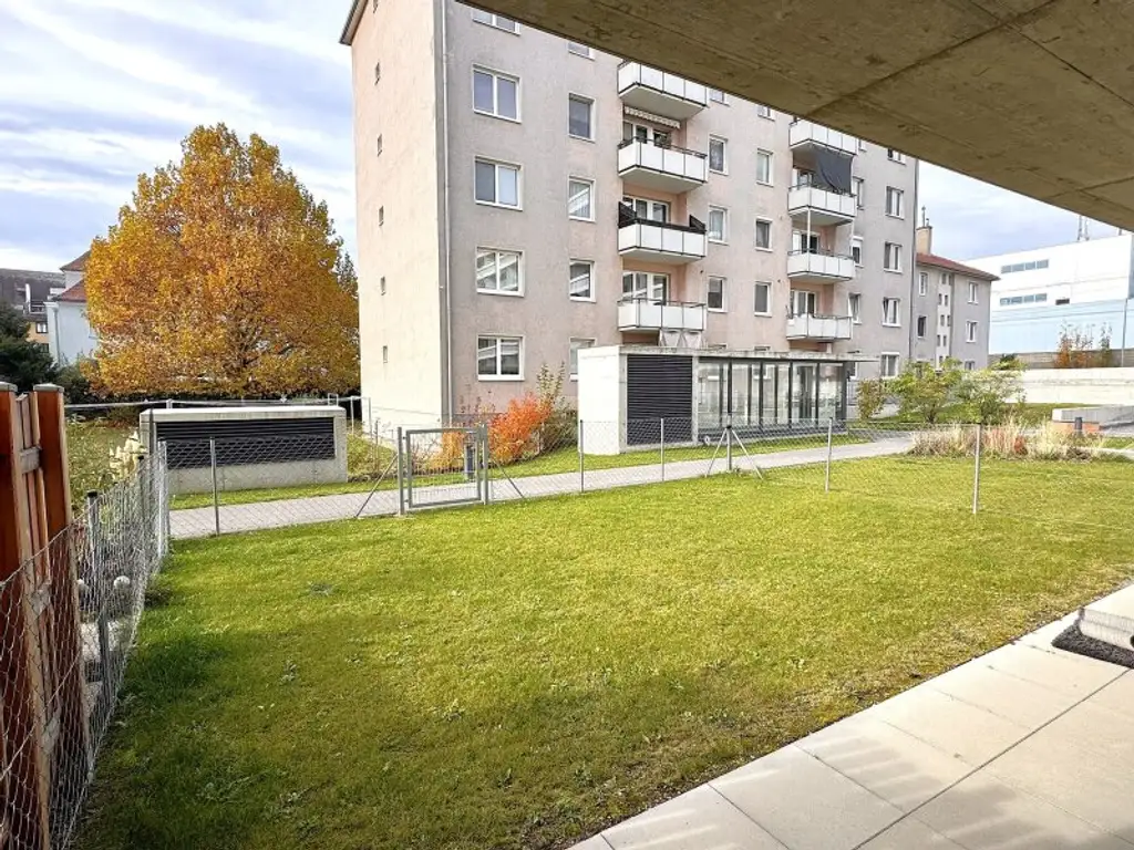 WUNDERSCHÖNER ERSTBEZUG MIT GARTEN UND SONNENTERRASSE