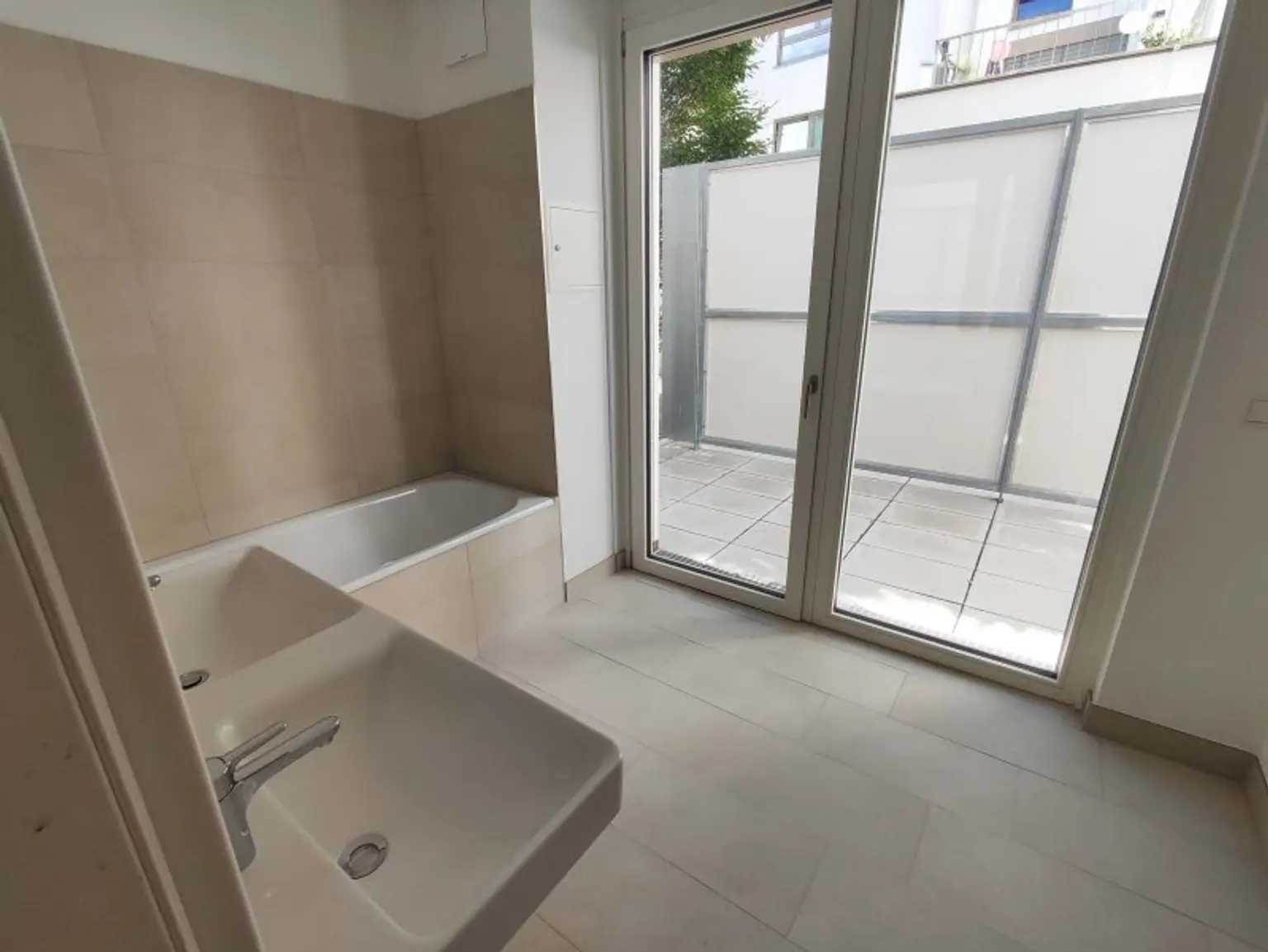 NEUBAU 3-Zimmer-ERSTBEZUG Gartenwohnung in 1210 Wien! Top 2/2