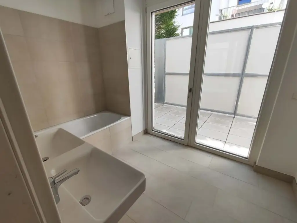 NEUBAU 3-Zimmer-ERSTBEZUG Gartenwohnung in 1210 Wien! Top 2/2