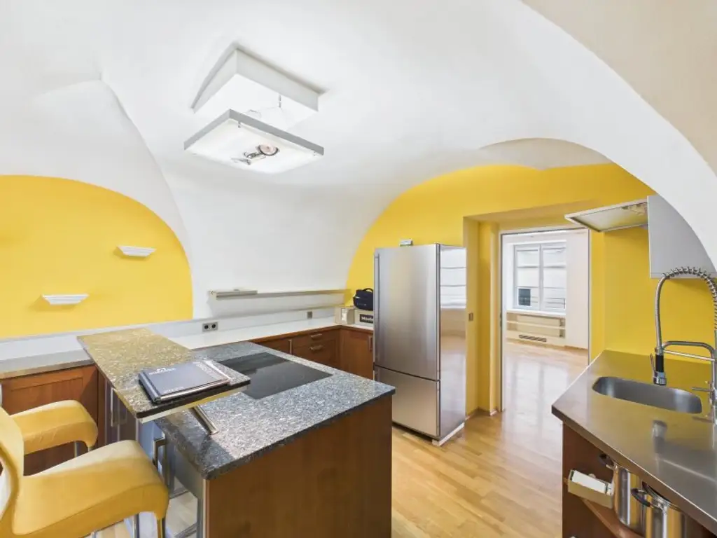 Moderne 2-Zimmer-Wohnung im Herzen von Baden- Jetzt entdecken!