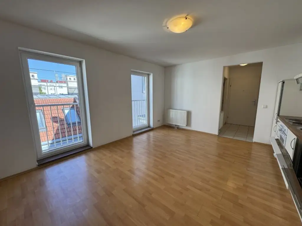 Lichtdurchflutete 2-Zimmer-Dachgeschosswohnung mit perfekter Anbindung