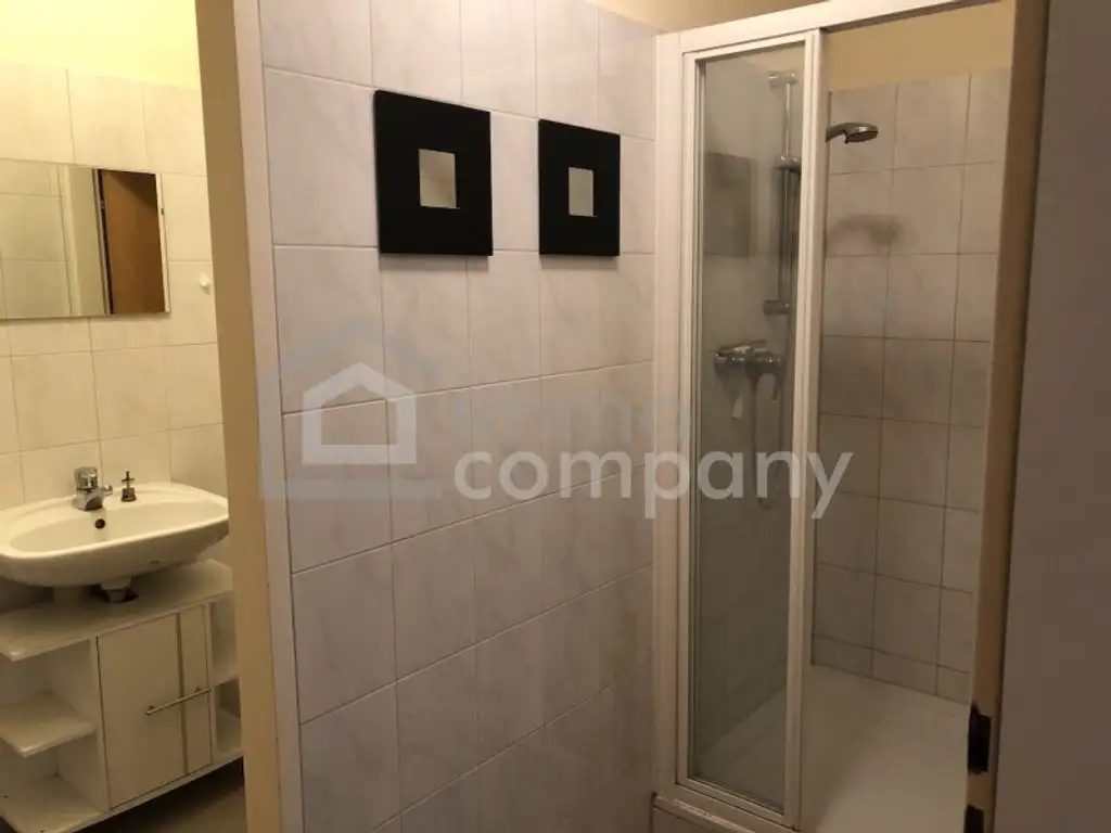 Schöne, zentrale Mietwohnung in Jennersdorf