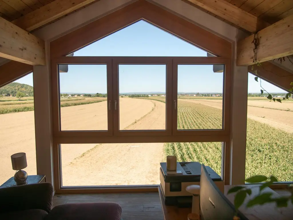 Exklusives Einfamilienhaus mit Ausblick und Wellnessbereich