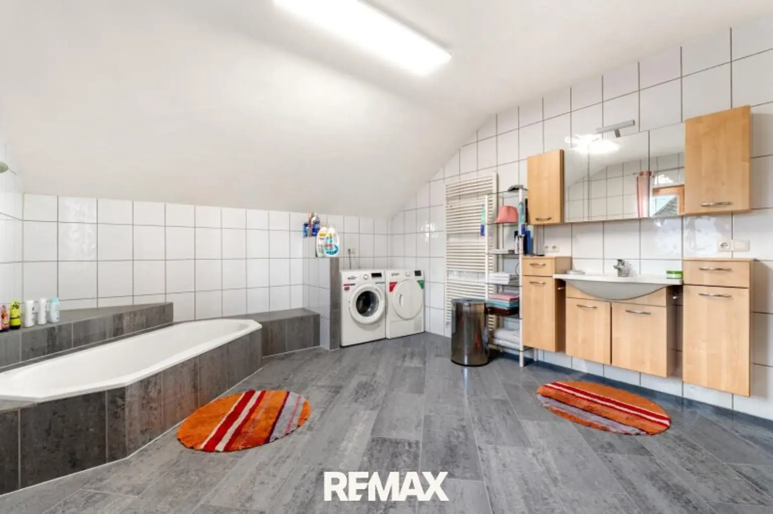 Badezimmer DG (2)