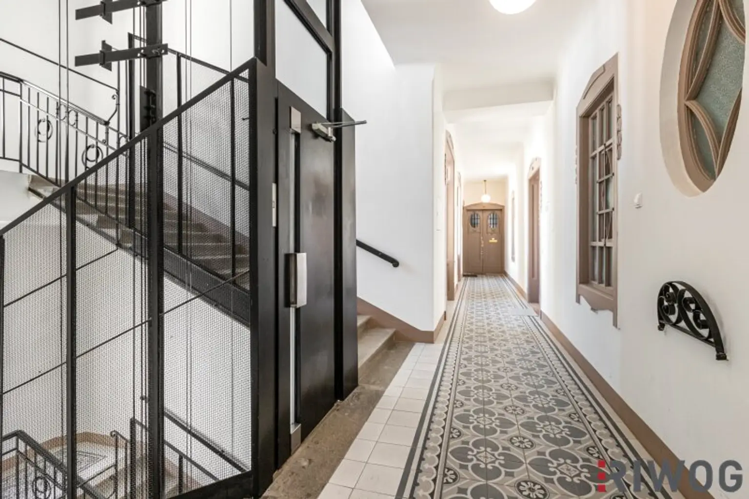Klassische Stilaltbauwohnung mit Charme und Eleganz | Komplette Innenhoflage | 3. Etage | Nähe Donaukanal, Hundertwasserhaus, 1. Bezirk, Prater
