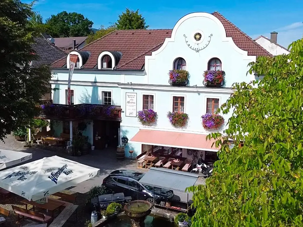 Überregional bekanntes Motorradhotel im südlichen Waldviertel sucht neue Eigentümer!
