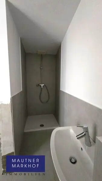 Ober St. Veit - attraktives Büro/Wohnung mit Garagenstellplätzen - U4!