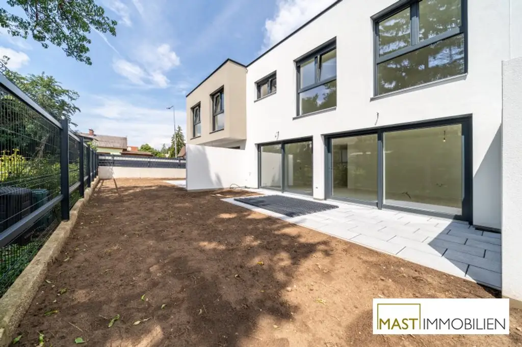 5-Zimmer Reihenhaus in Strasshof in Zentrumslage – Wohnen im Grünen bei Wien!