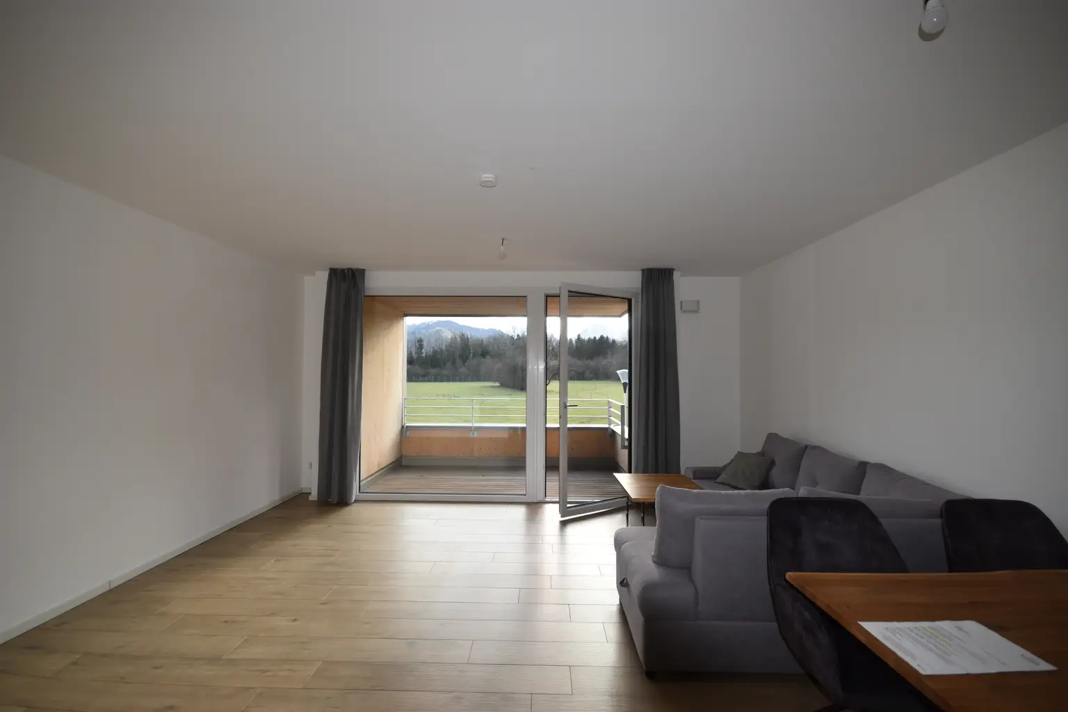 "GRÖDIG - Modernes und geräumiges Appartement mit großer Loggia und Bergblick"