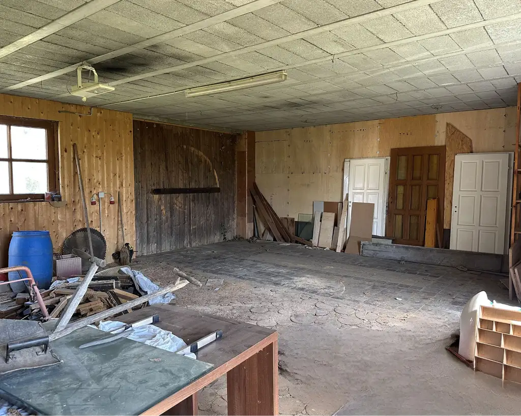 Einfamilienhaus mit großem Garten