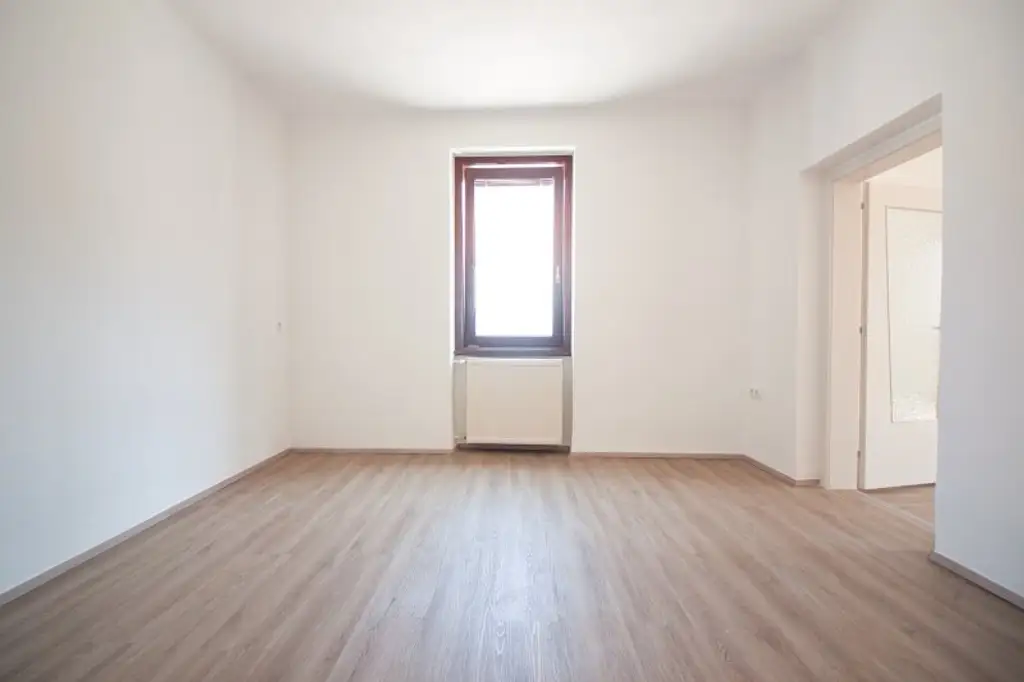 Gepflegtes, charmantes Haus im schönen Fischamend | ca. 122 m² Wohnfläche auf einer Ebene | 5 Zimmer | Garten & Garage