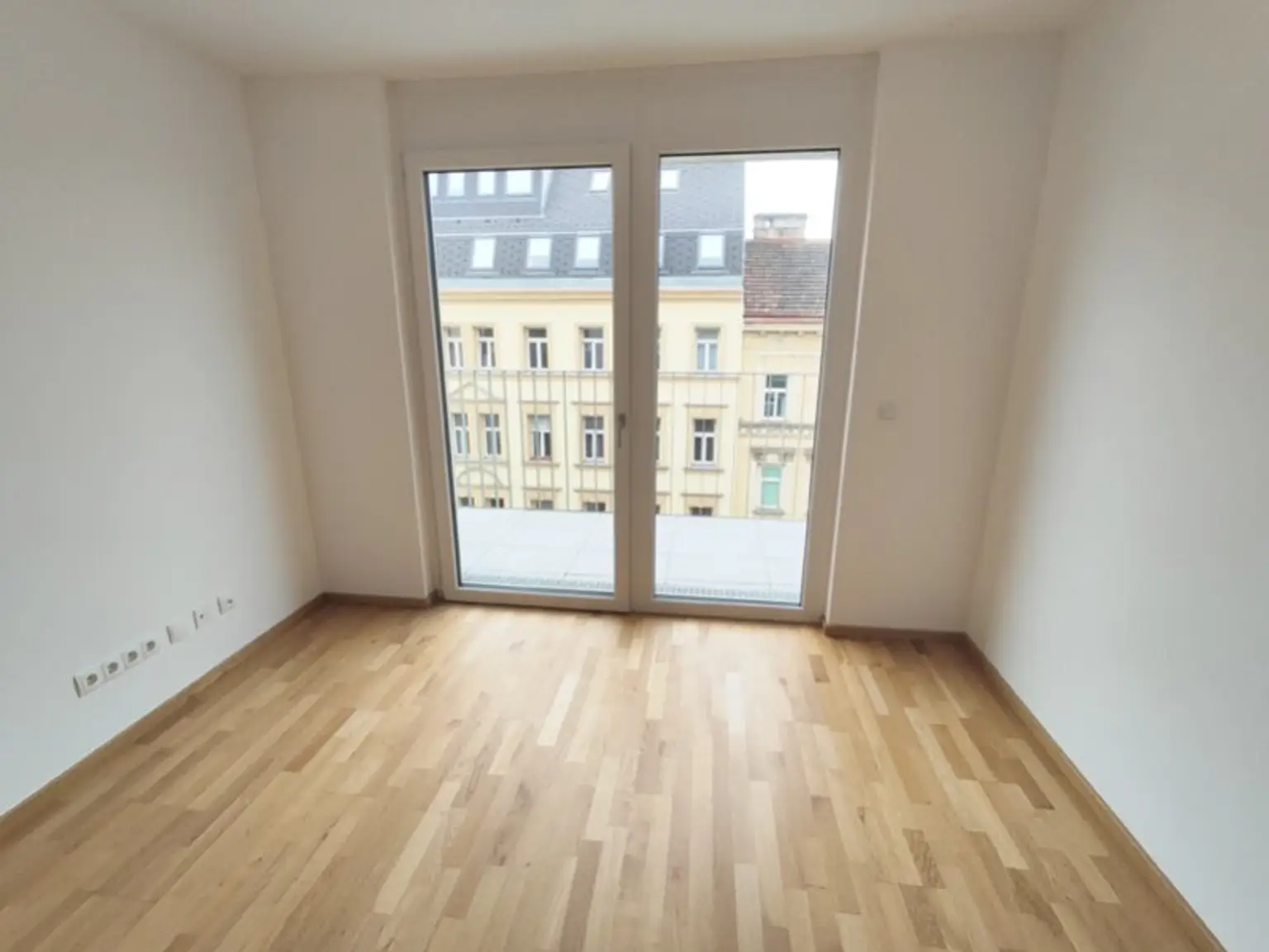 Modern wohnen in Meidling! Neubau 2-Zimmer-Erstbezug mit Balkon im 5. Liftstock - Top60