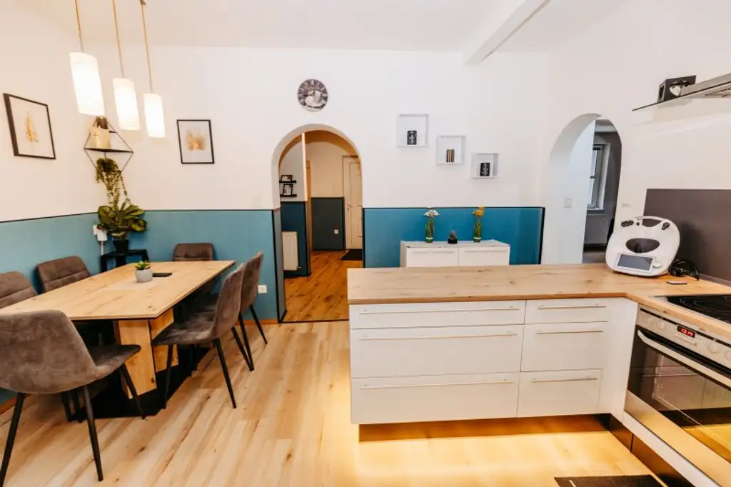 Verlieben sie sich in diese  generalsanierte Immobilie