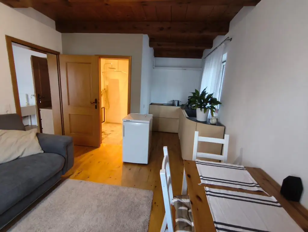 Großzügiges Zweifamilienhaus mit Bergblick in Ruhpolding