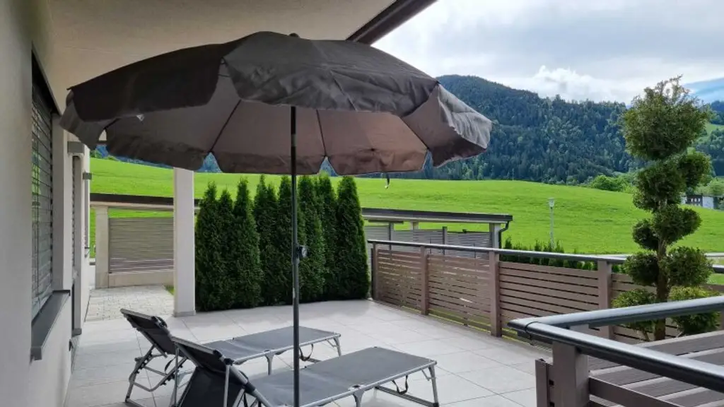 Luxuriöse Gartenwohnung unweit vom Skilift in Söll!