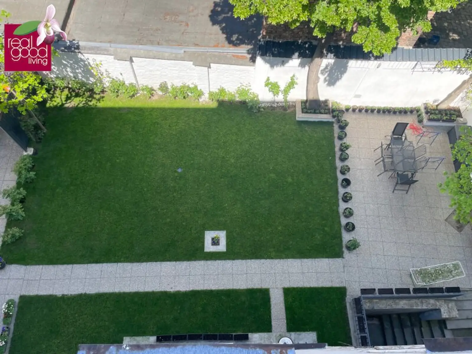 Zinshaus mit bewilligtem DG-Ausbau (+6 Wohneinheiten möglich) & Aufzug in 1100 Wien-Favoriten