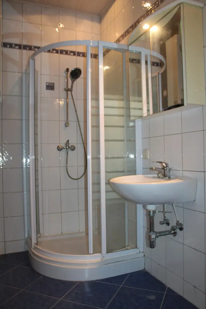 "helle Wohnung mit großer Terrasse!"