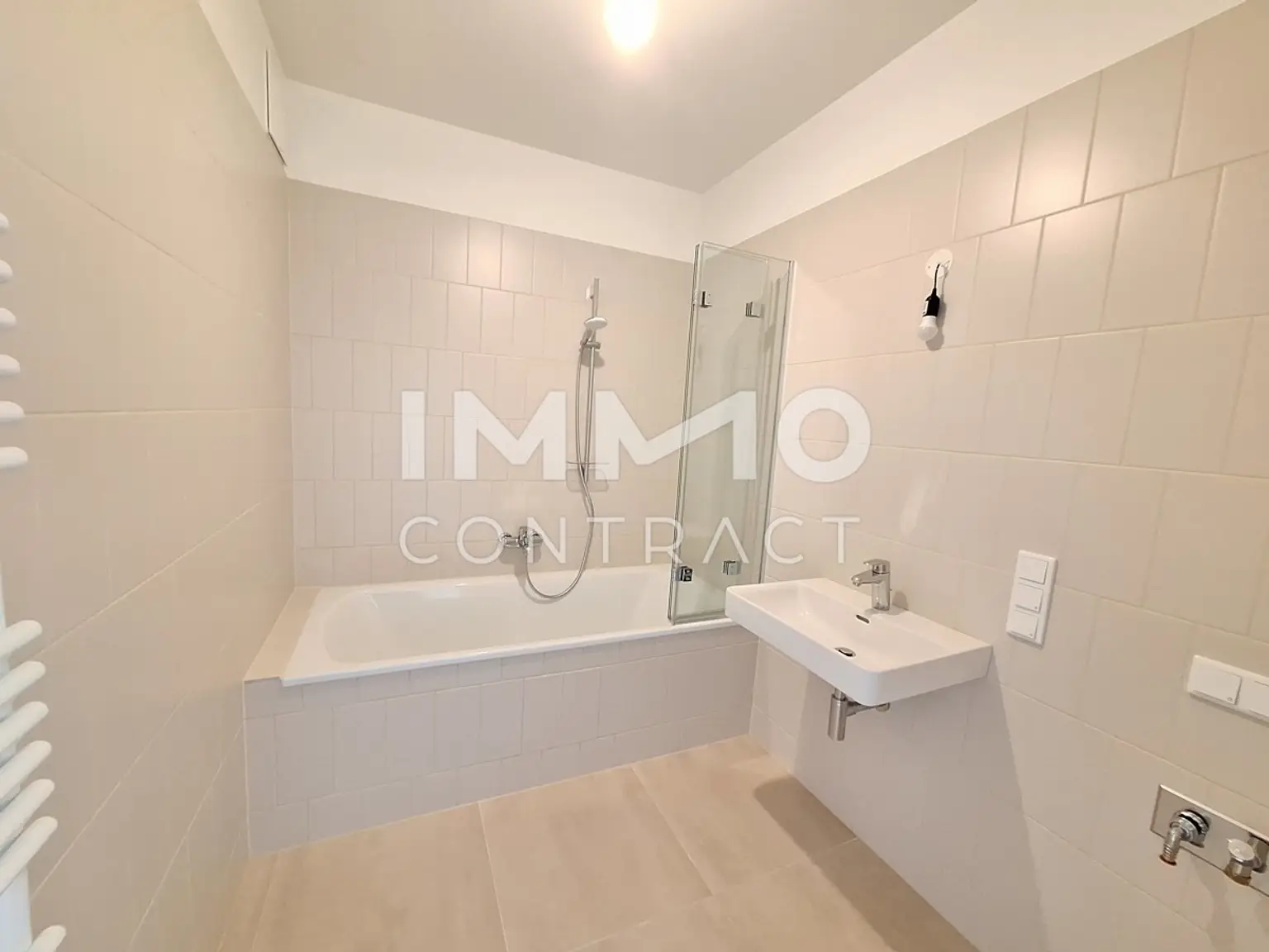 geniale 2 Zimmer- Wohnung mit Balkon