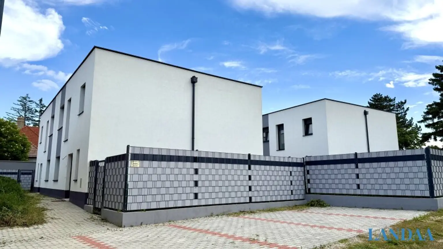 ++ NEU ++ Modernes Wohnen im Weinviertel – Drei belagsfertige Doppelhaushälften in Neubau