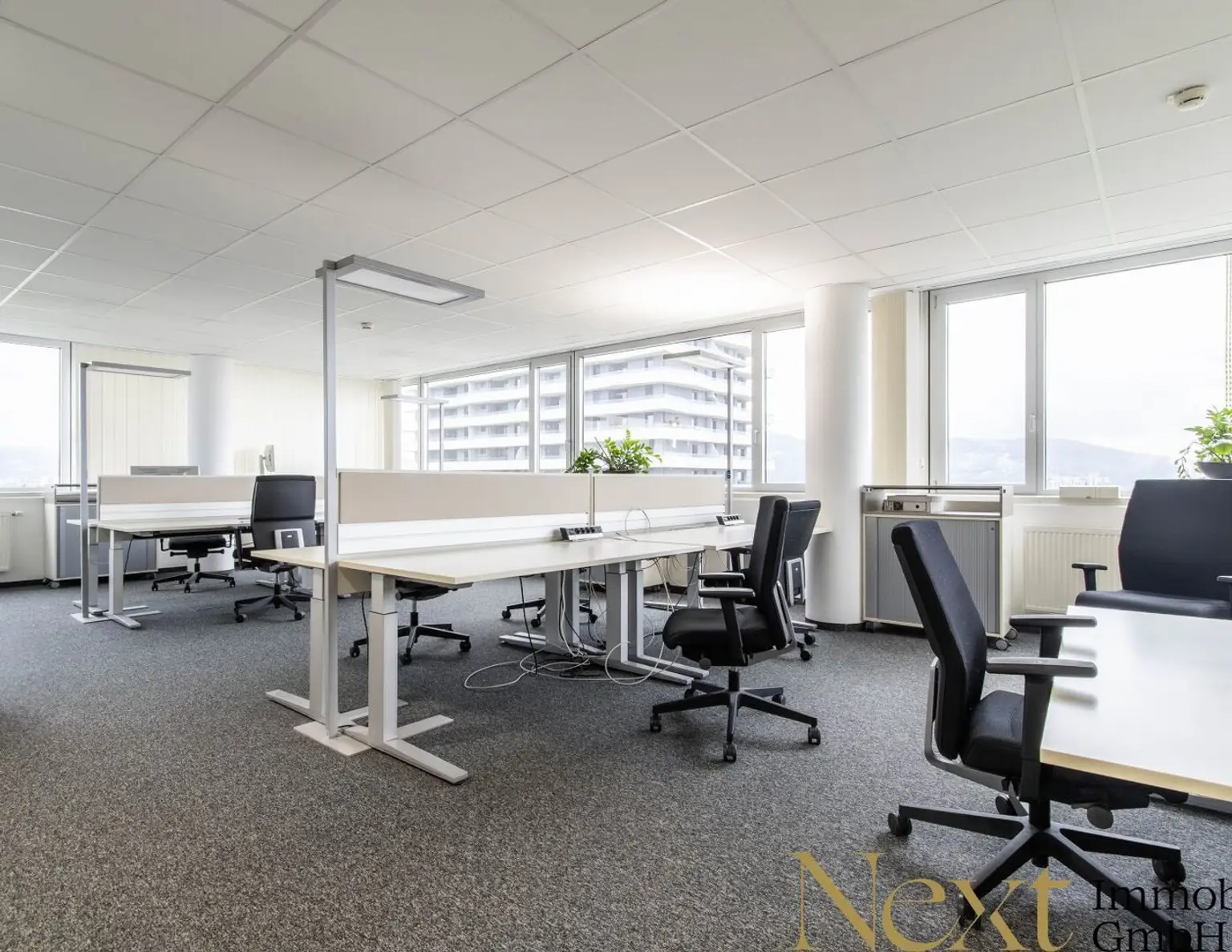Helle und moderne Bürofläche im City Tower II in Linz zu vermieten!