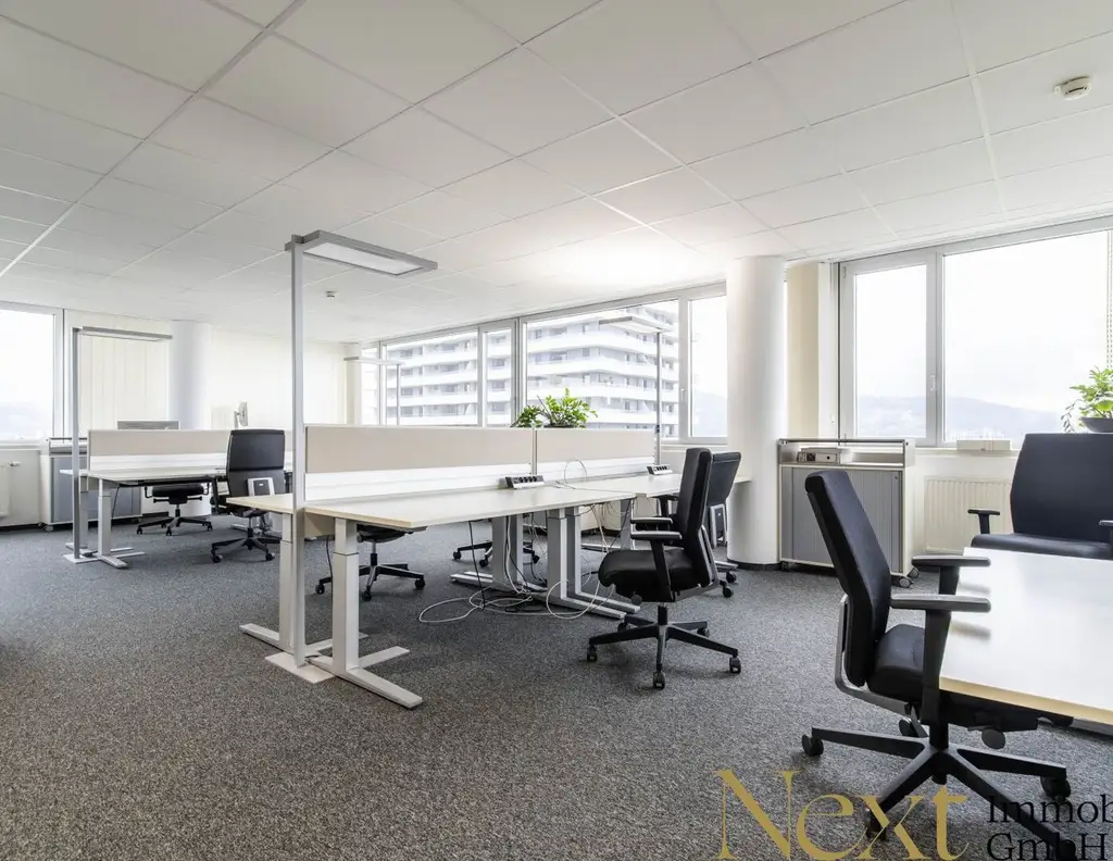 Helle und moderne Bürofläche im City Tower II in Linz zu vermieten!