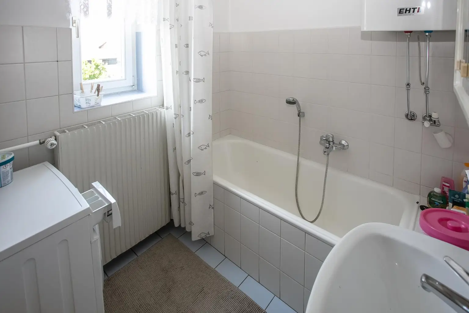 Mehrfamilienhaus - Zwei Wohneinheiten - Gewerbe möglich - großzügige Nutzflächen