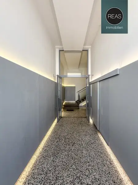Wohnungspaket in Top-Innenstadtlage! 2 nebeneinander liegende Wohnungen mit 2 Loggien, neuen Fenstern und unverbautem Traumblick!
