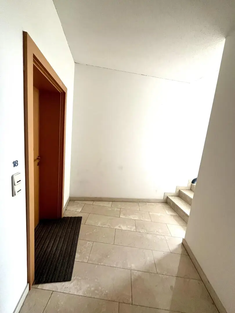 TOP LAGE GEIDORF: Barrierefreie 4 Zimmer Wohnung mit Balkon + Tiefgarage