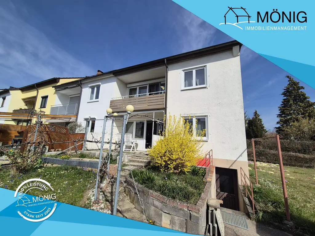 Zweifamilienhaus mit großem Garten, Terrasse, Balkon und 1 Garage am Sommerhofenpark in Sindelfingen