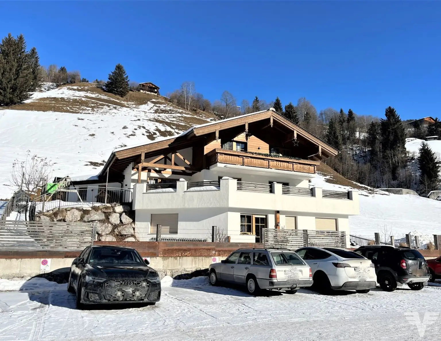 Alpiner Lifestyle! Einfamilienhaus mit zusätzlicher Einliegerwohnung in Saalbach