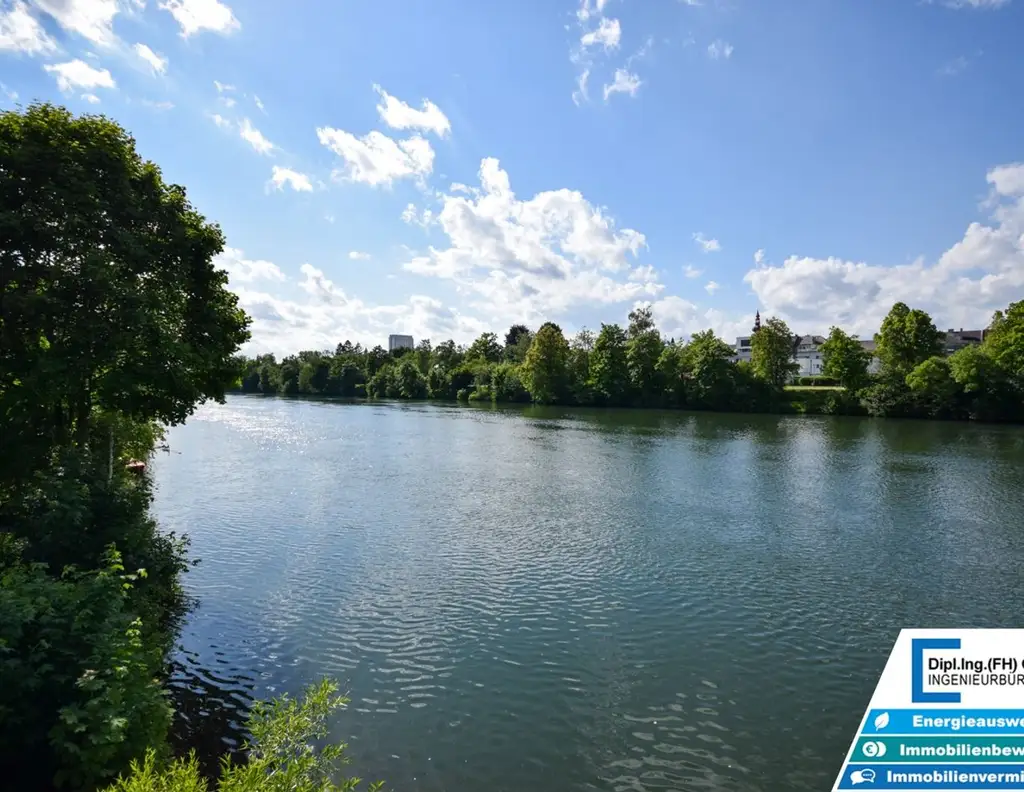 Dachgeschosswohnung in Toplage an der Traun - 3 Zimmer, Loggia & Lift in Thalheim bei Wels