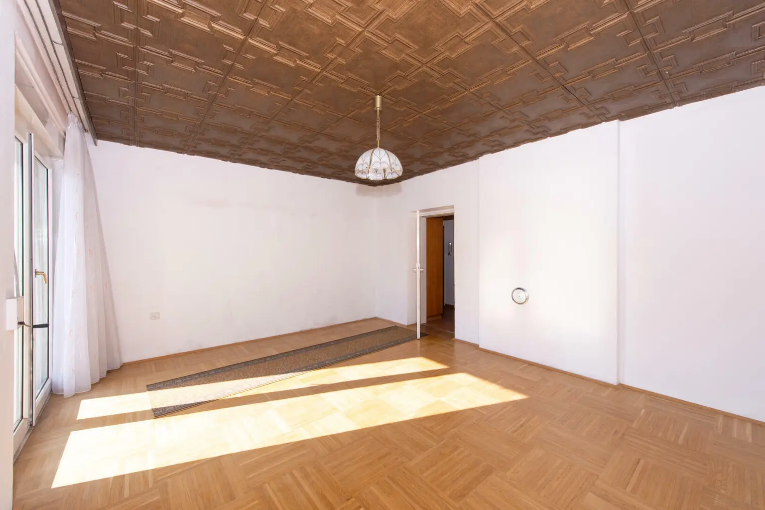 Attraktive 2-Zimmer Eigentumswohnung in Laßnitzhöhe mit Einbauküche, ruhig, gute Infrastruktur, schnelle Anbindung nach Graz.