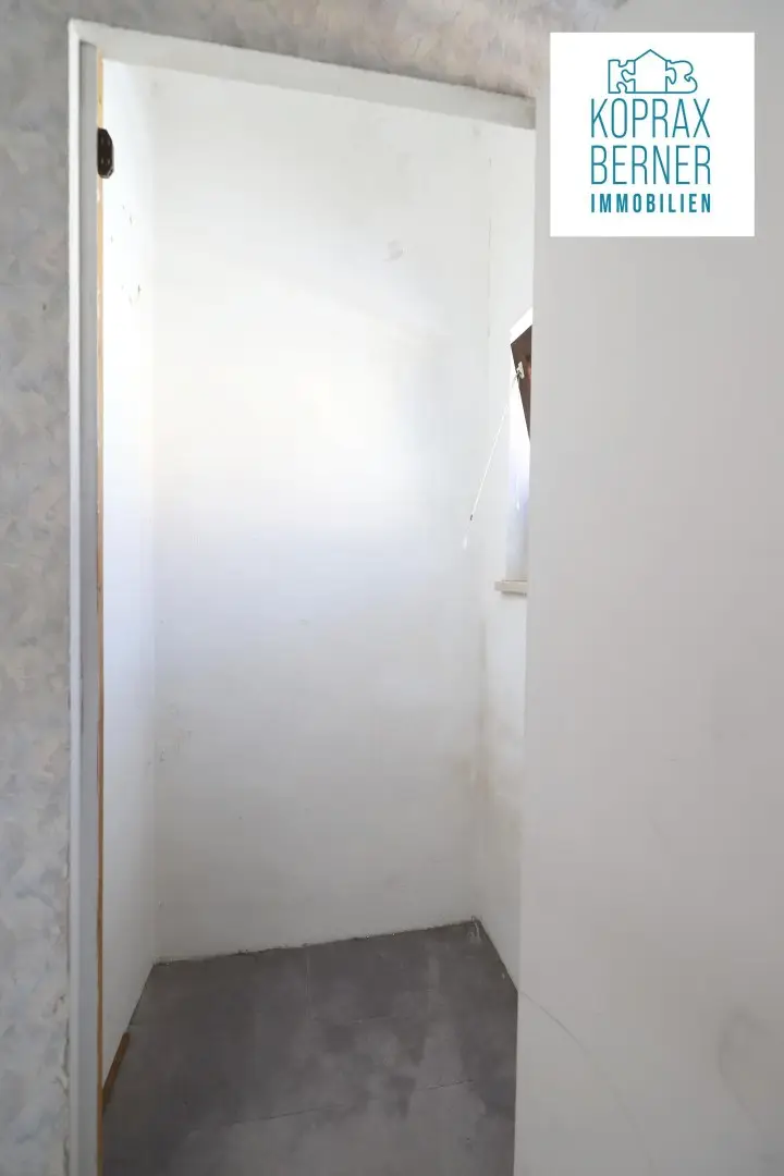 OG_Zimmer II - kleiner Schrankraum