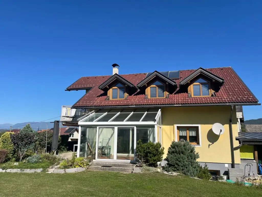 Großzügiges Familiendomizil in herrlicher Panoramalage!