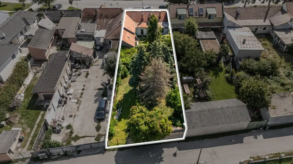 "Ihr Projekt mit Potenzial - Sanierungbedürftiges Haus in ruhiger Dorflage!"