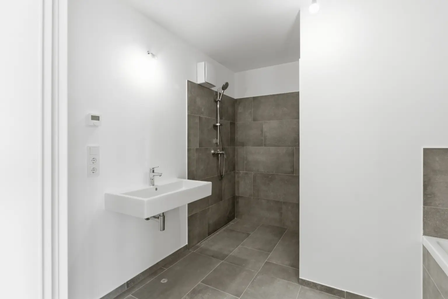 I | ++ Projekt HÜTTEL 101 LIVING ++ 3-Zimmer ERSTBEZUG mit BALKON | Prima Service Immobilien