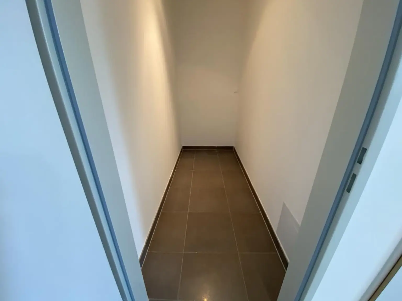 Top-Lage in GRINZING! Schönes, modernes Büro mit Bad und Küche!