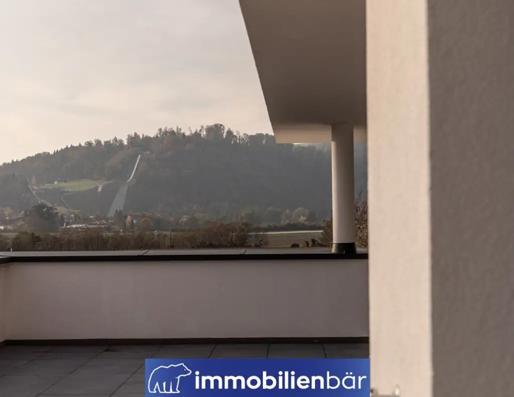 Traumhafte Dachgeschosswohnung in idyllischer Lage mit 128 m² großer Dachterrrasse - Jetzt einziehen