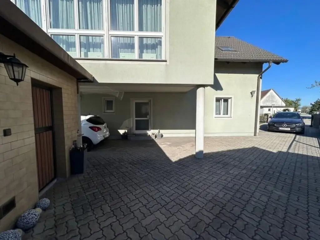 Großzügiges Einfamilienhaus mit Garten & Garage in Wels – 192m² Wohnkomfort!