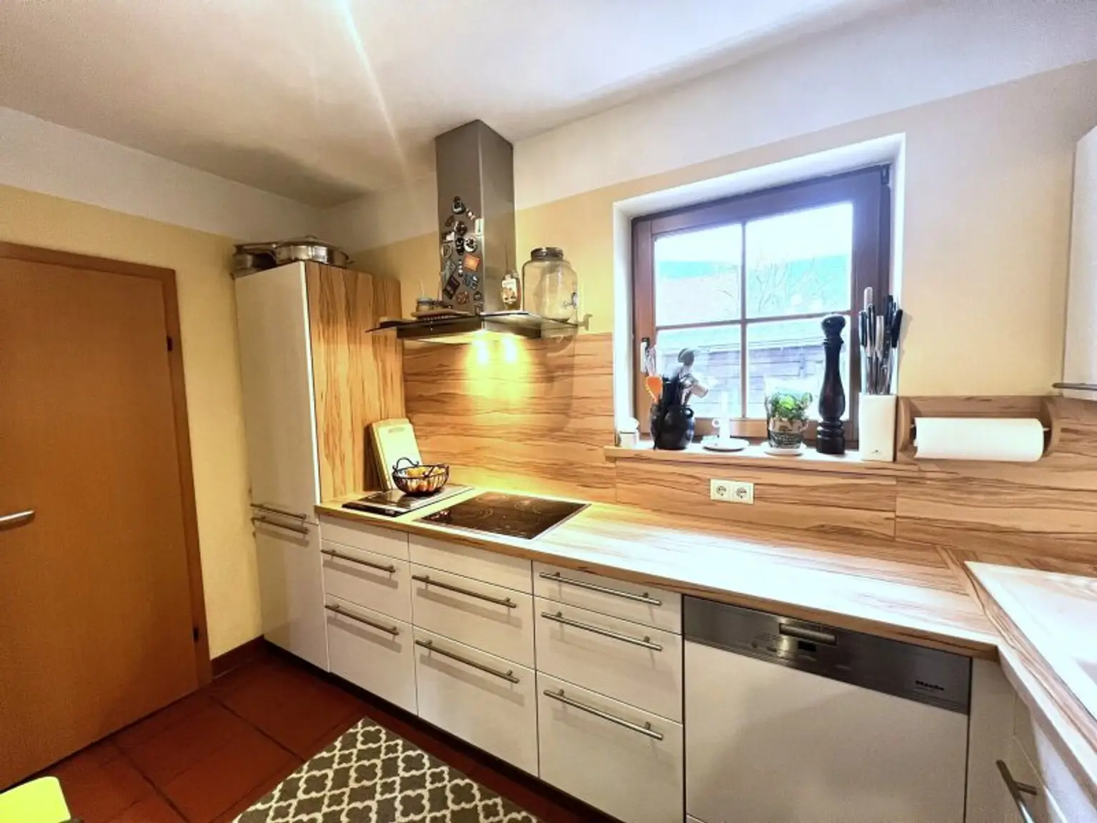 (!) Familienhit mit Charme - gut geschnittene Doppelhaushälfte mit Garten & Pool in Gaaden (!)