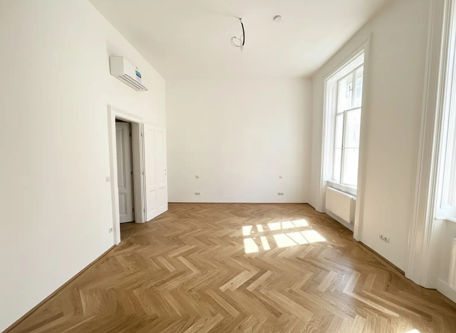 UNBEFRISTET und ERSTBEZUG: Prachtvolle, klimatisierte Wohnung in Top Lage / UNLIMITED and FIRST OCCUPANCY: Stunning, air-conditioned apartment