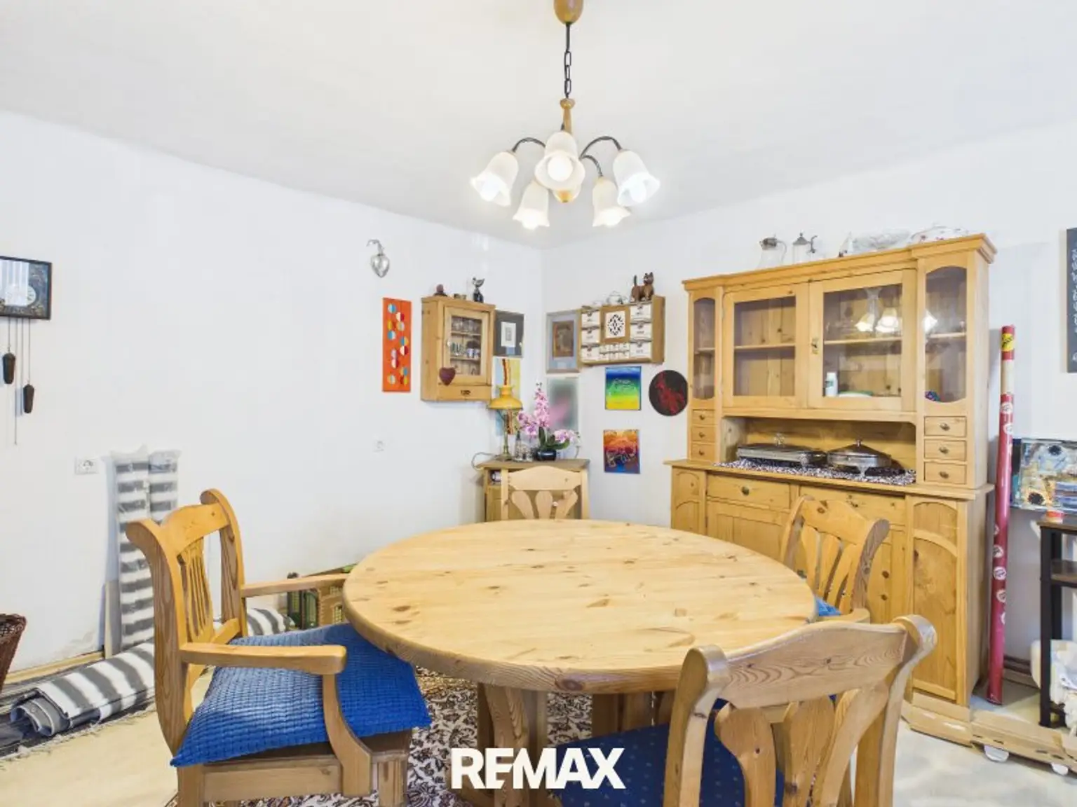 7784- Haus 2 Wohnzimmer