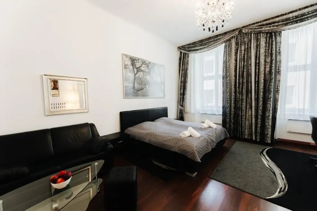 Stilvolle Altbauwohnung im Herzen der Wiener Innenstadt – vollmöbliert und sofort bezugsfertig