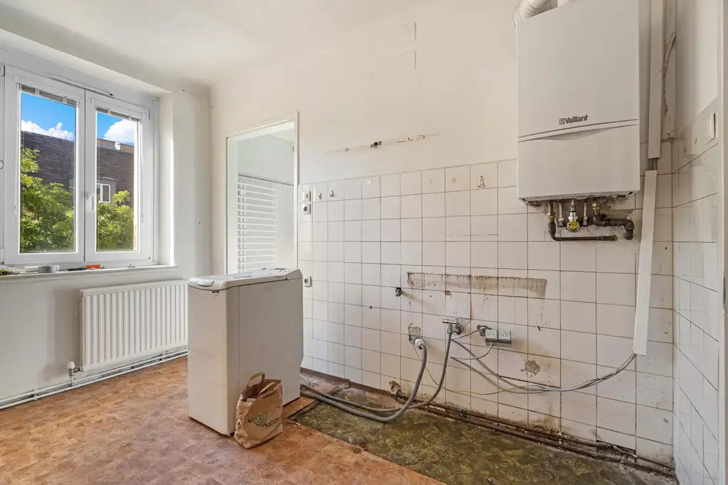 "Zentrale Floridsdorfer Lage – 3-Zimmer-Sanierungsobjekt mit Aufzug"