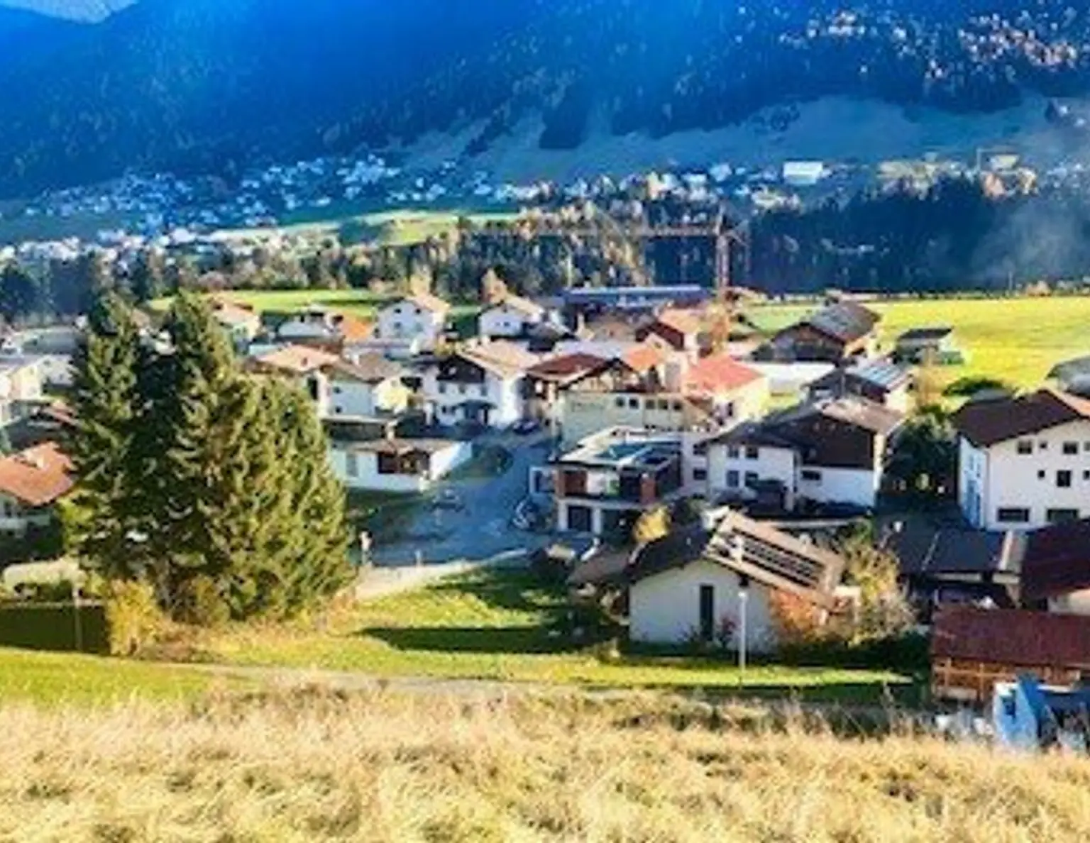 Sonnengrundstück mit Panorama - Oberperfuss Aigling